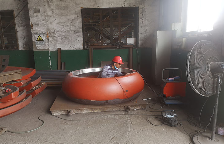 【潤(rùn)康】告訴您為什么這里的高鉻輥套用不壞？